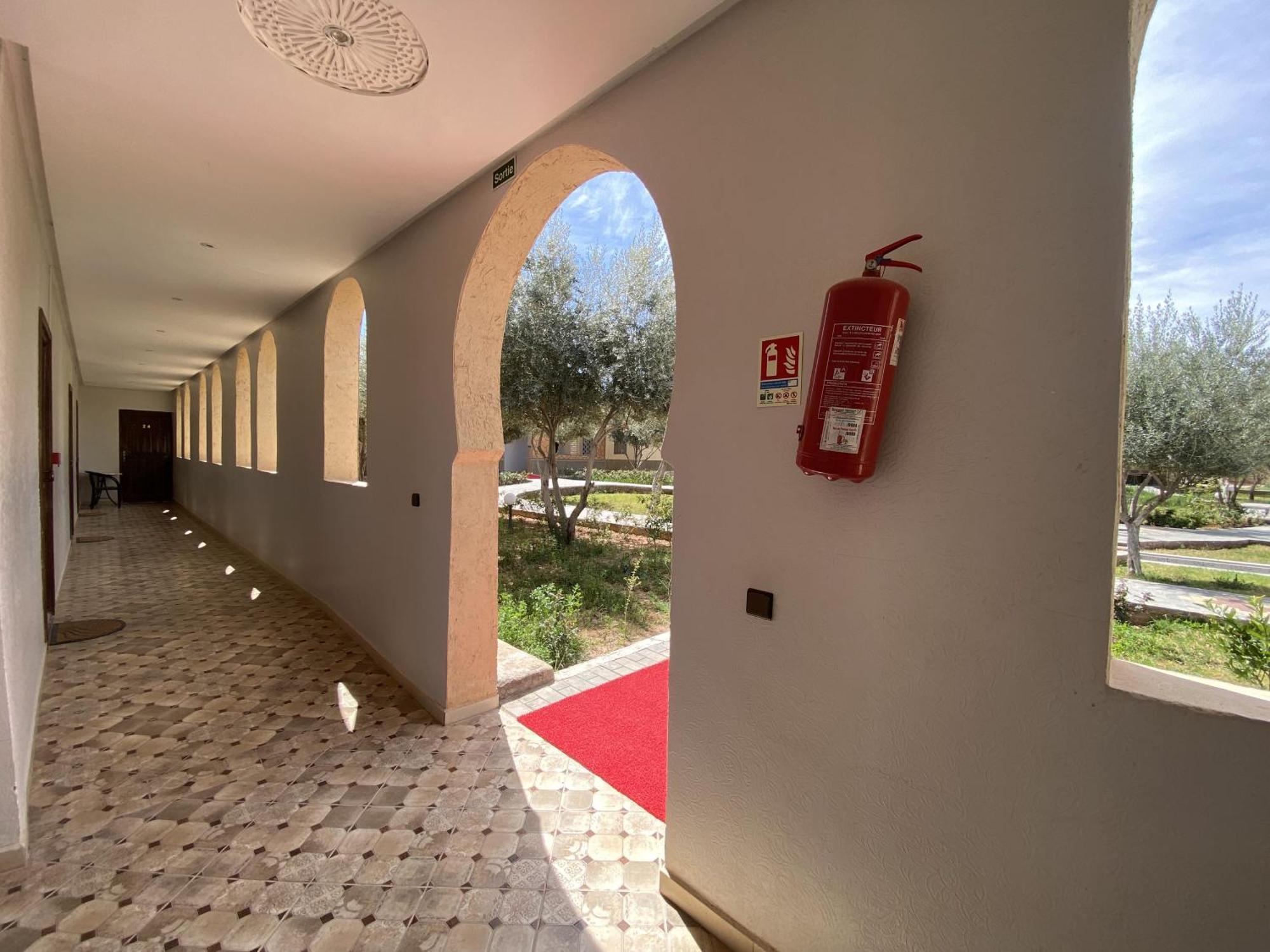 Ighiz Inn Resort Ер Рашидия Екстериор снимка